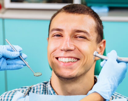 3 Warning Signs of Periodontal (Gum) Disease 